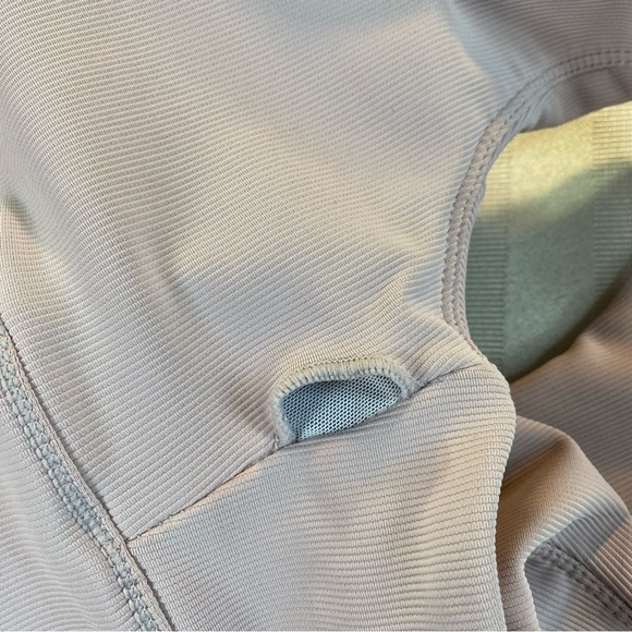 WILO Sports Bra Ribbed Sz XS Pale Lavender EUC - Picture 7 of 8